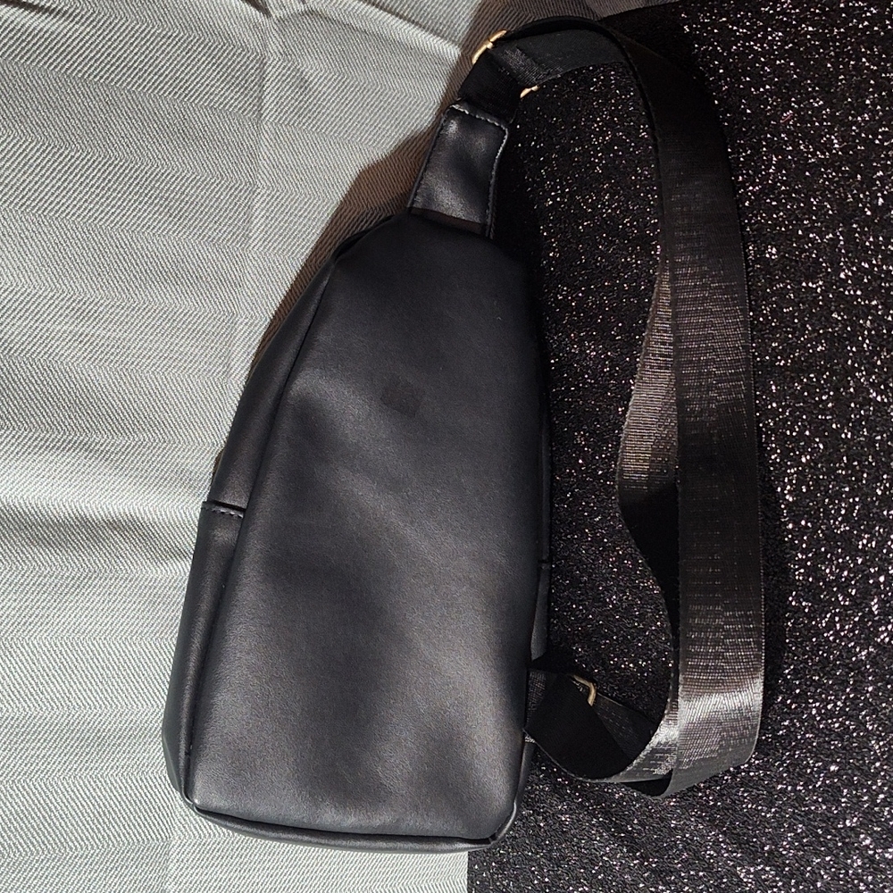 African Backpack - image 3